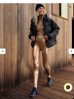 Beyond Yoga Liquid Foil Copper High Waisted Midi Legging & Cropped Tank Small